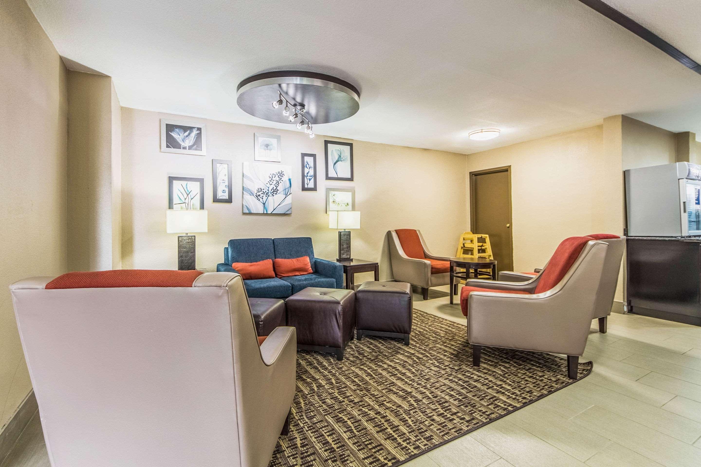 Comfort Inn Dallas Park Central מראה חיצוני תמונה