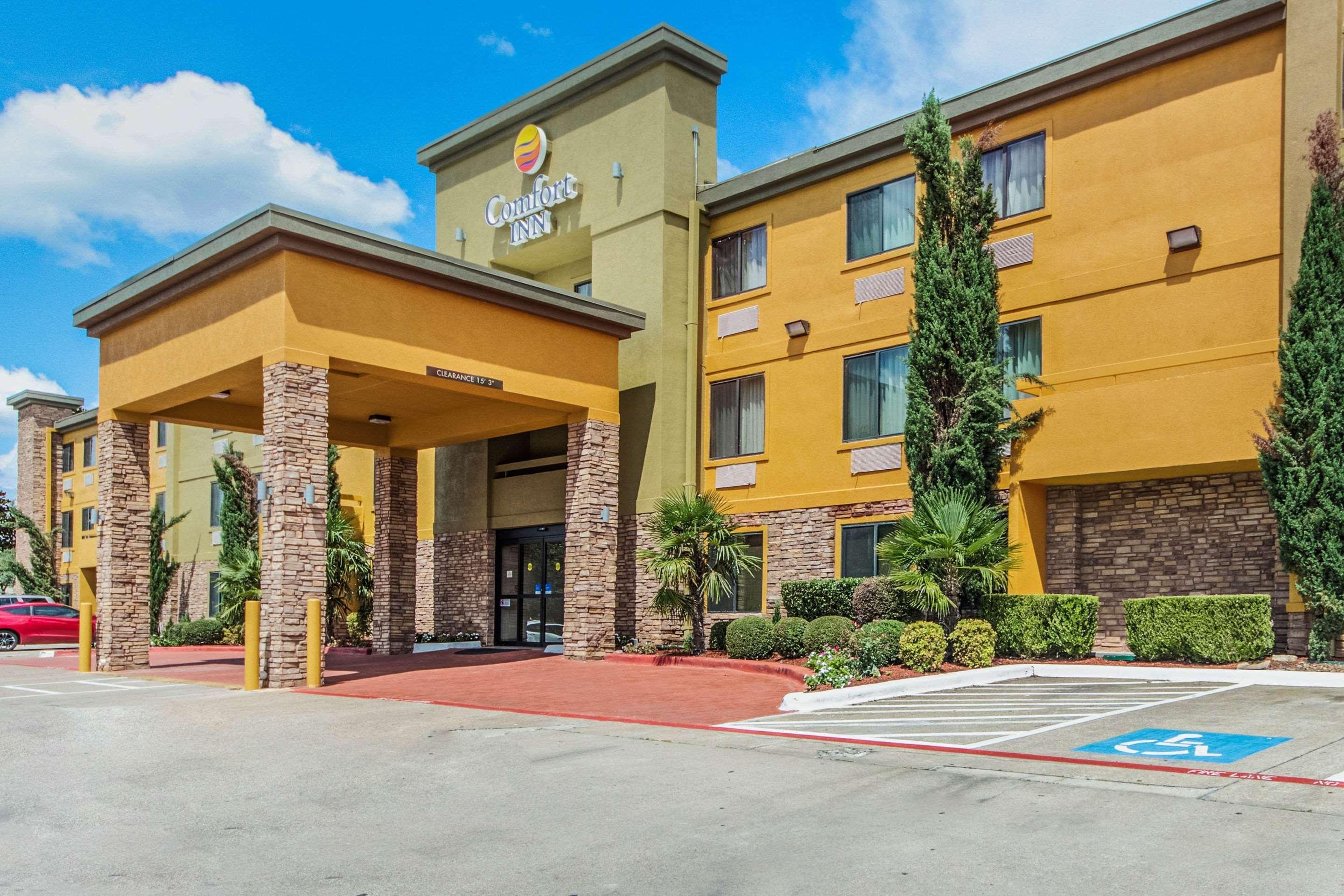 Comfort Inn Dallas Park Central מראה חיצוני תמונה