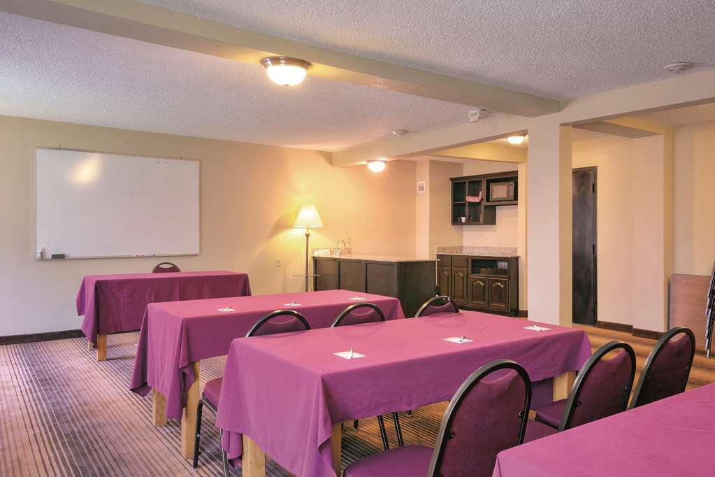 Comfort Inn Dallas Park Central מתקנים תמונה